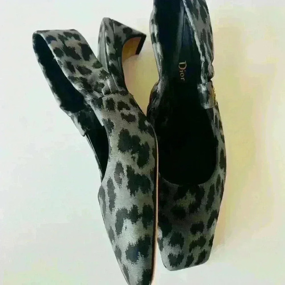 NEW! Christian Dior Mizza Slingback Snow Leopard Slingbacks - Picture 10 of 11
